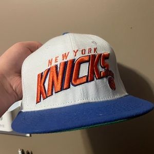 Vintage New York Knicks New era SnapBack hat new without tags